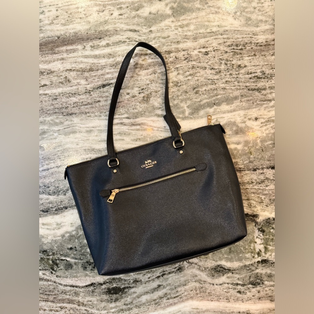 Coach Gallery Tote Bag Black